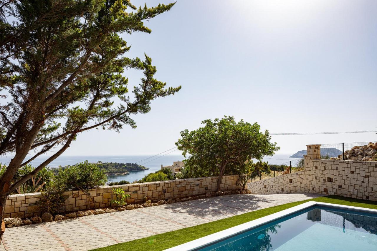אגיה פלגיה קיתירה Veranda Sea View Villa, Walking Distance To Beach, By Thinkvilla מראה חיצוני תמונה